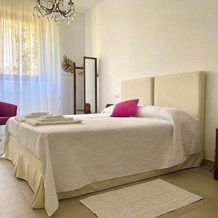 Locanda Dei Buoni E Cattivi Cagliari Extérieur photo
