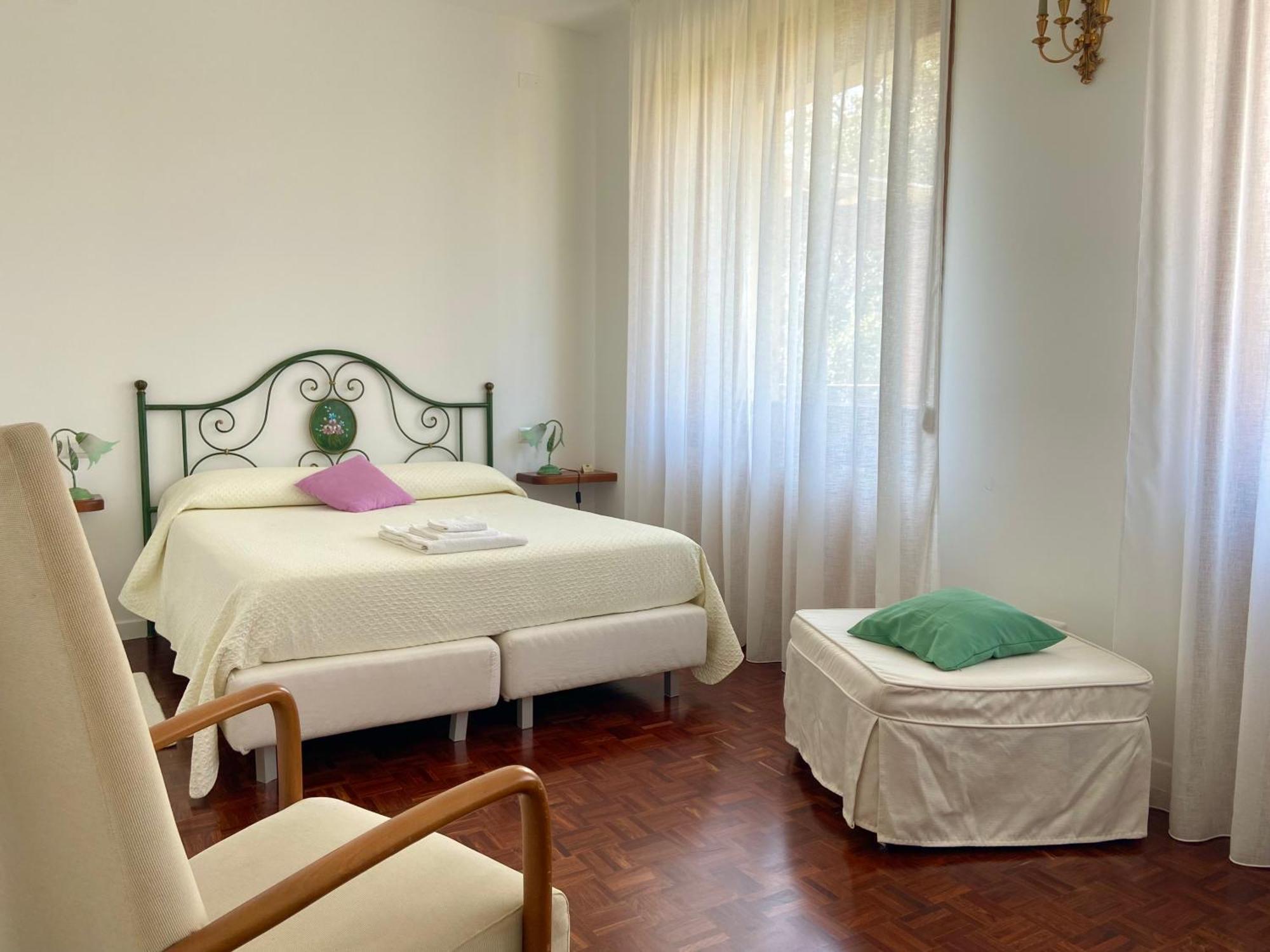 Locanda Dei Buoni E Cattivi Cagliari Extérieur photo