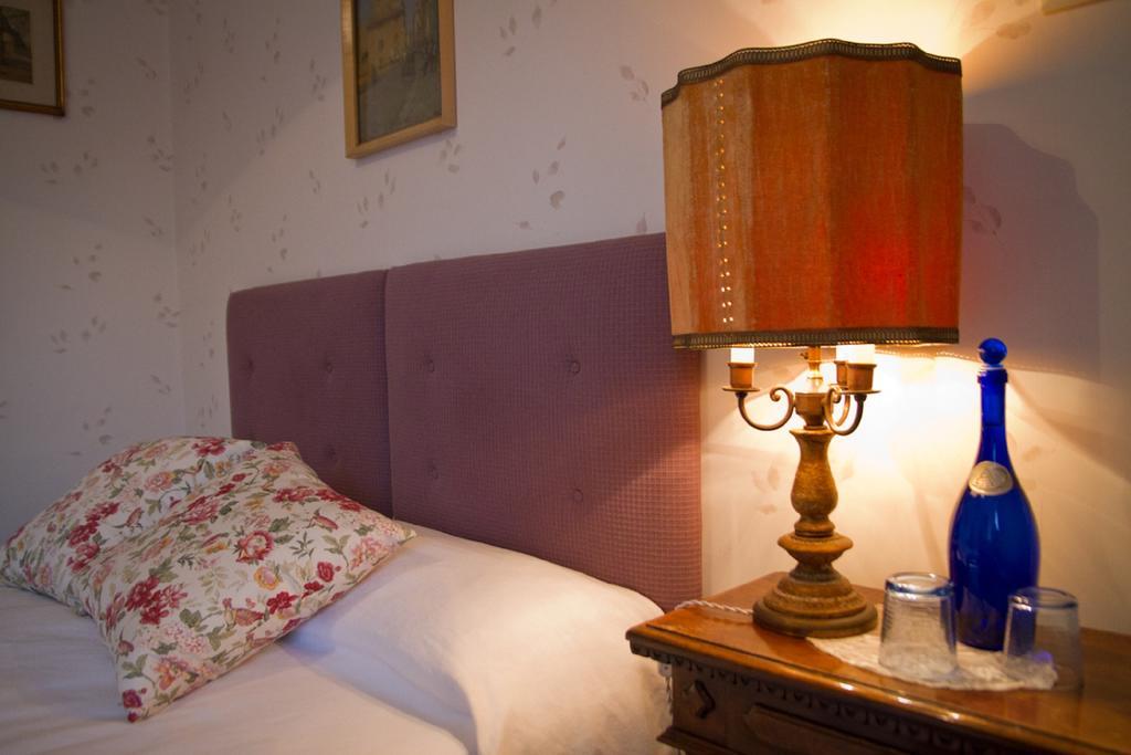 Locanda Dei Buoni E Cattivi Cagliari Extérieur photo
